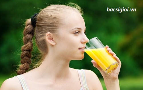 Uống nước cam mỗi ngày làm đẹp da